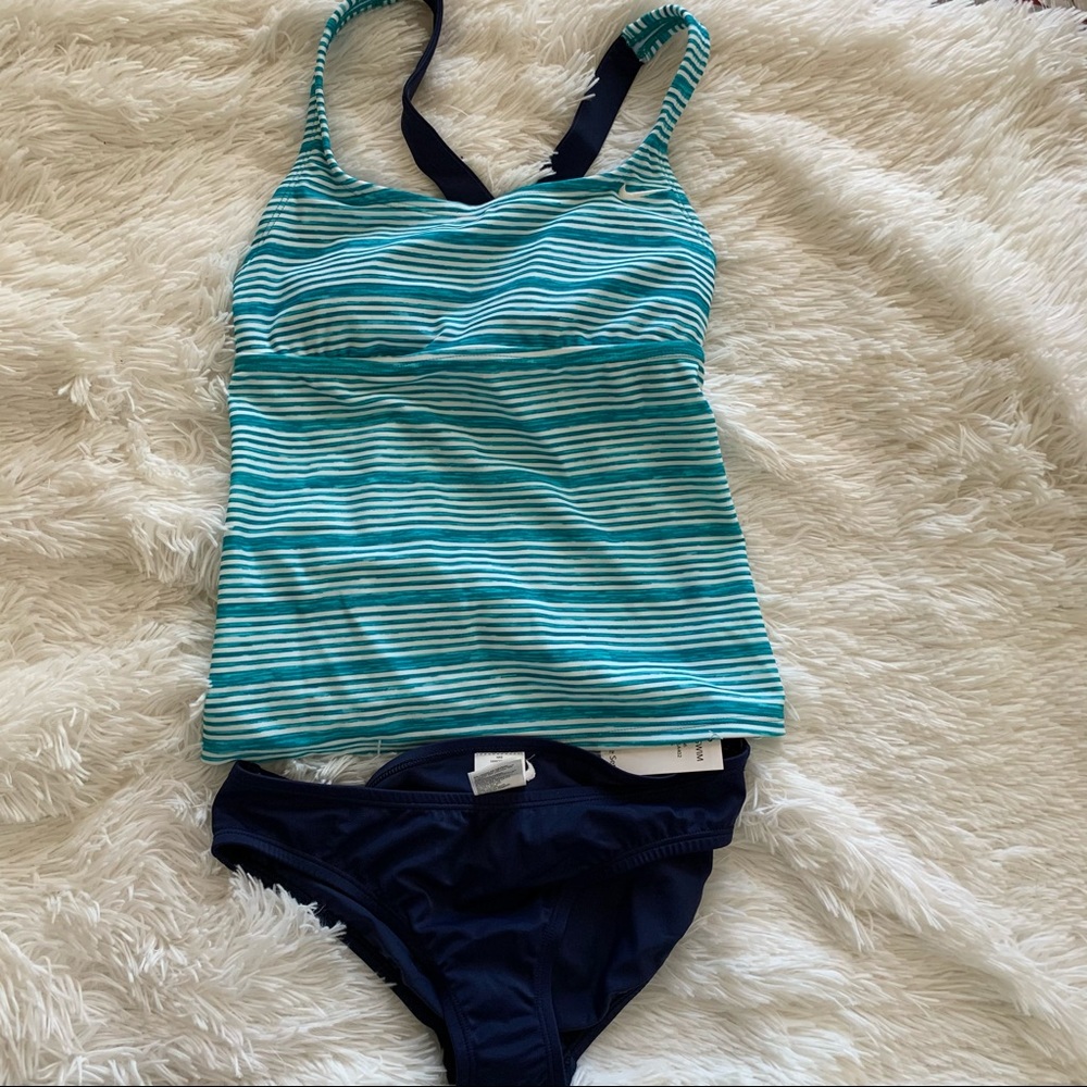 Nike striped 2 piece tankini bathing suit Small
